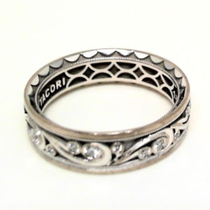 Men's 18ky White Gold Designer wedding ring