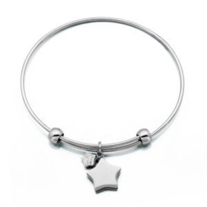 7.75 inch stretchable bangle with star charm