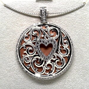 Lux Vue heart necklace